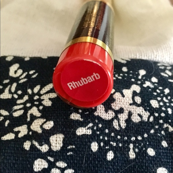 Lipsense - Picture 2 of 4